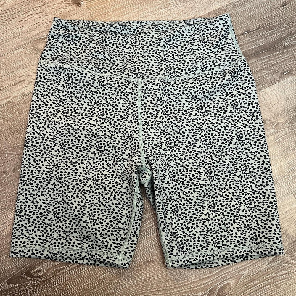 biker shorts